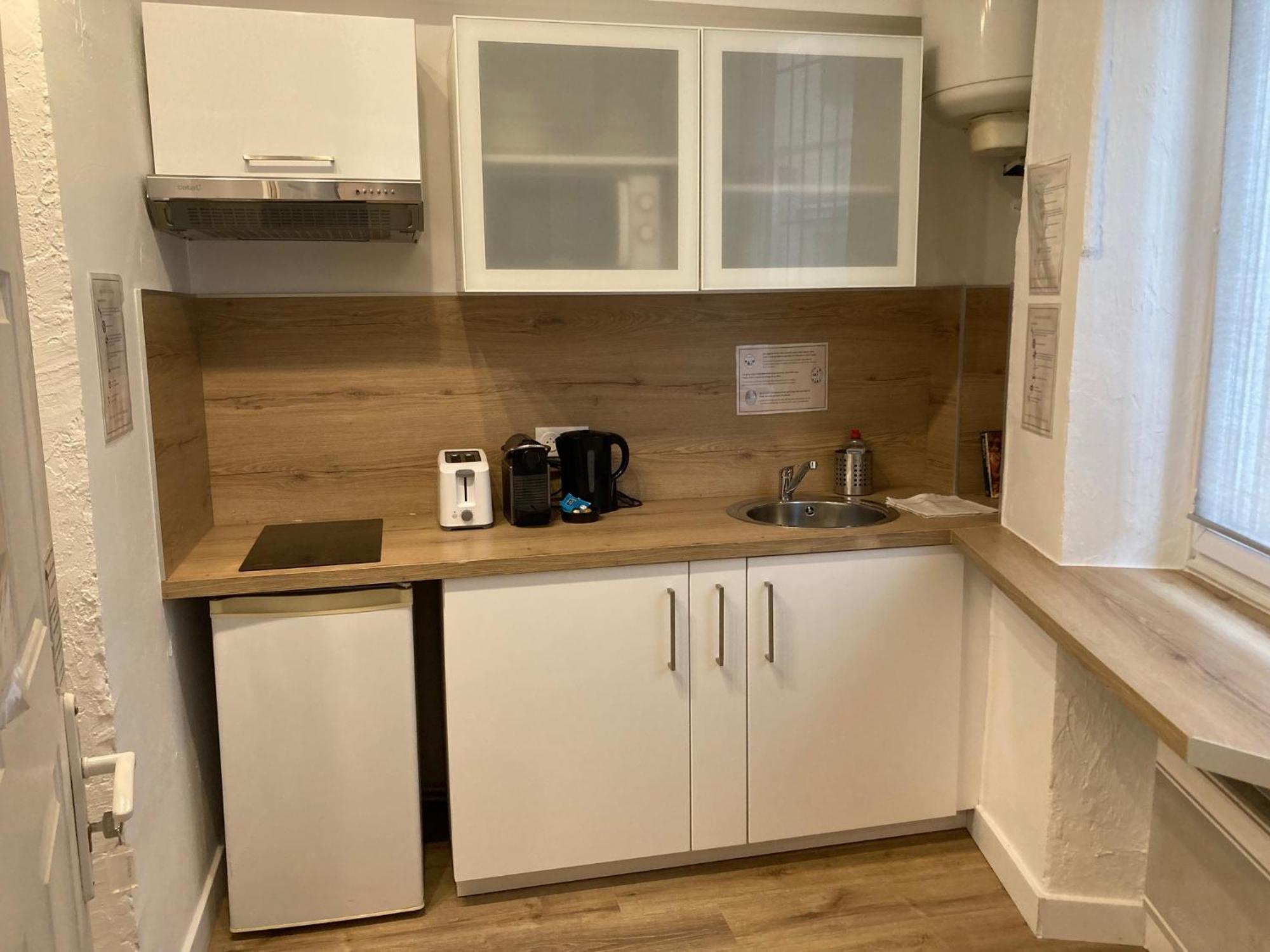 Rosa Apartment